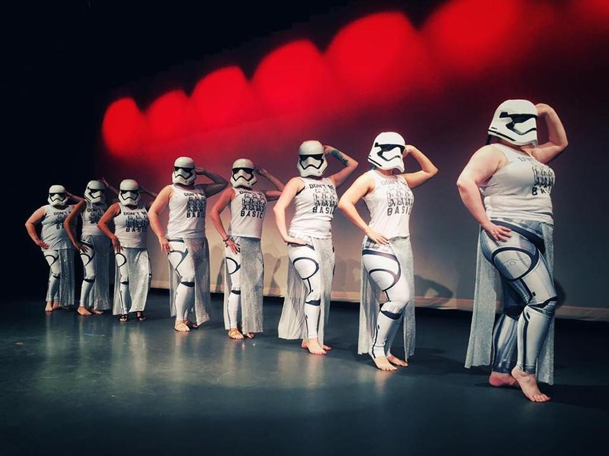 The League of Extraordinary Bellydancers present “Geektastic!” that pays homage to Lord of the Rings, Zelda, Star Wars and more.