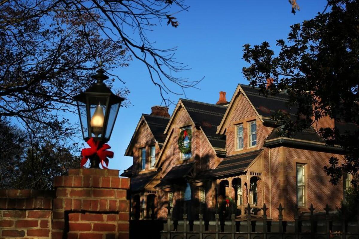 North Carolina’s Executive Mansion will host the annual Holiday Open House from Dec. 6 to 9. Visitors are invited to tour the home and enjoy seasonal musical entertainment by local performing groups.