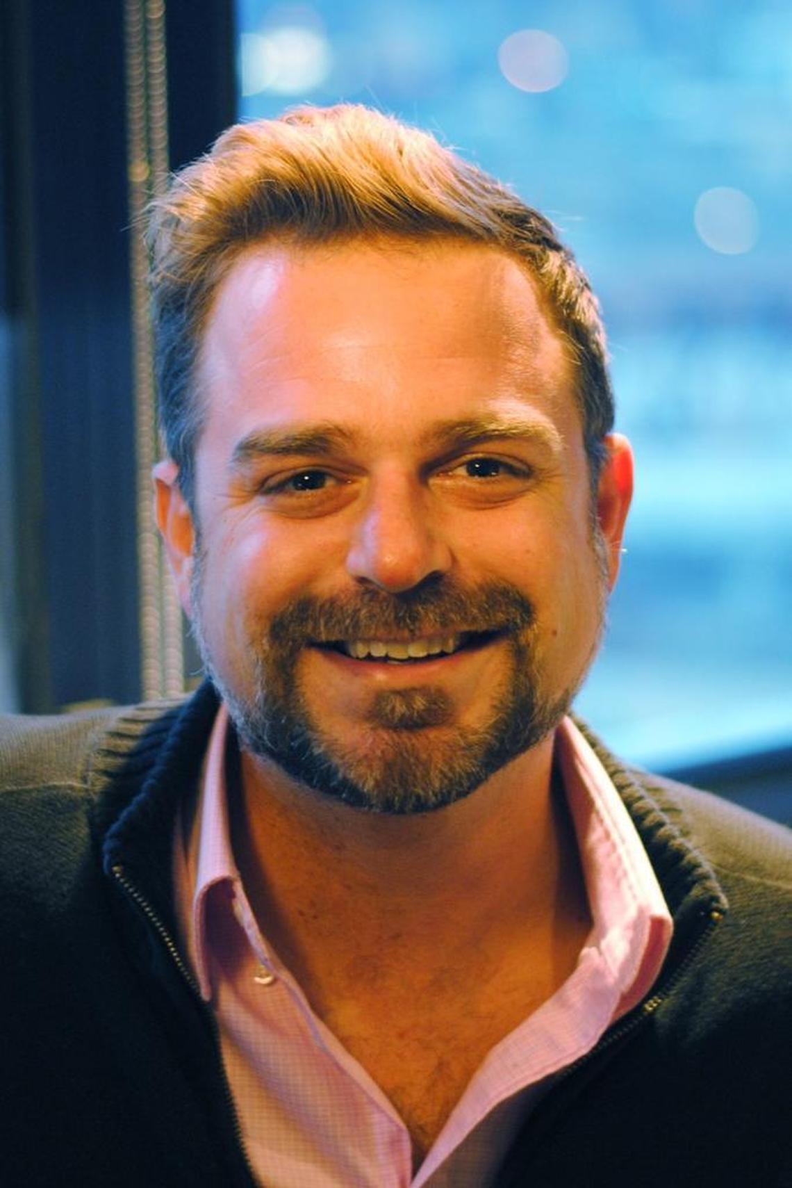 Jeffrey Meanza directs PlayMakers Repertory Company’s production of “The Cake.”