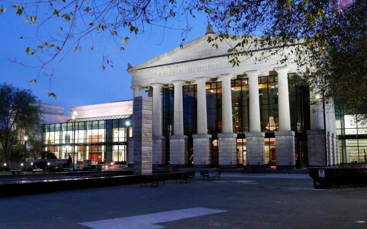 Memorial Auditorium, right, at the Duke Energy Center for the Performing Arts as seen at dusk on Monday, Nov. 16, 2015.
