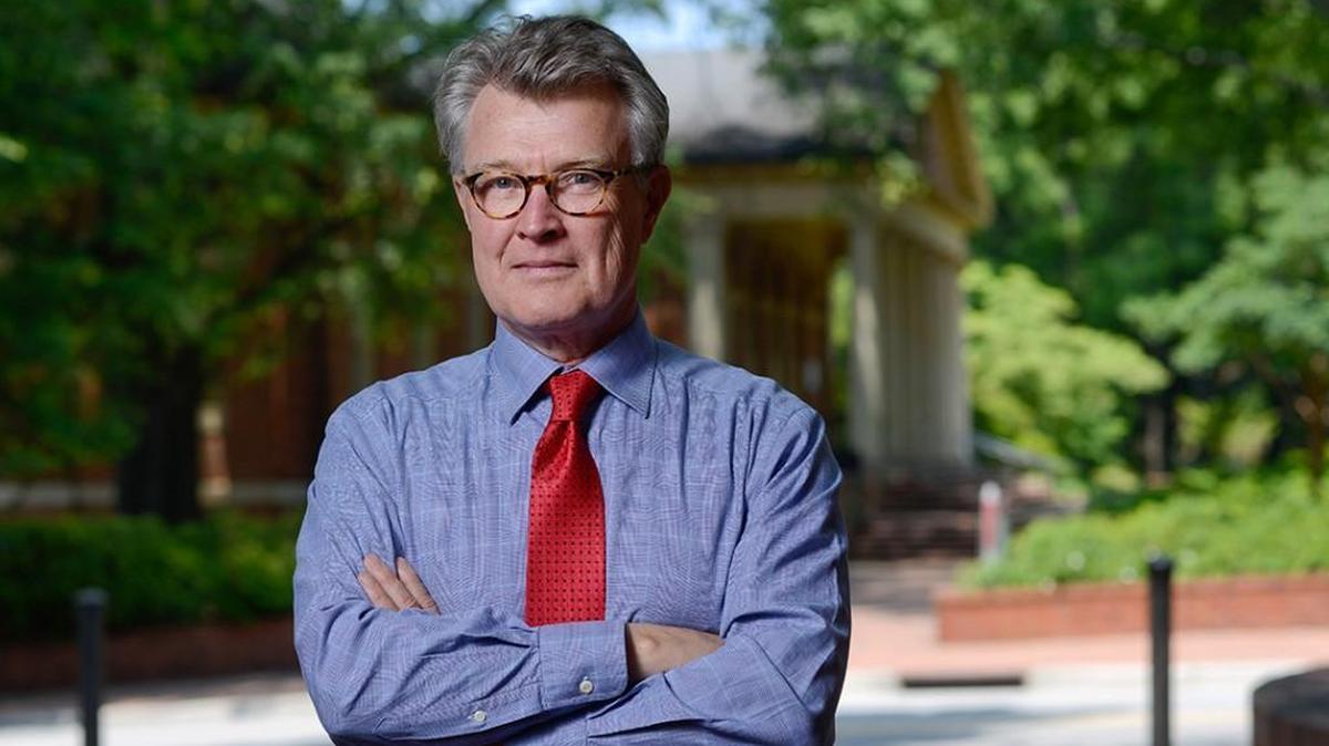 Decades ago, Mark Hoversten chose not to pursue a career in music. He looked instead to art, architecture and the landscape. N.C. State’s College of Design soon will reap the benefits of that decision.