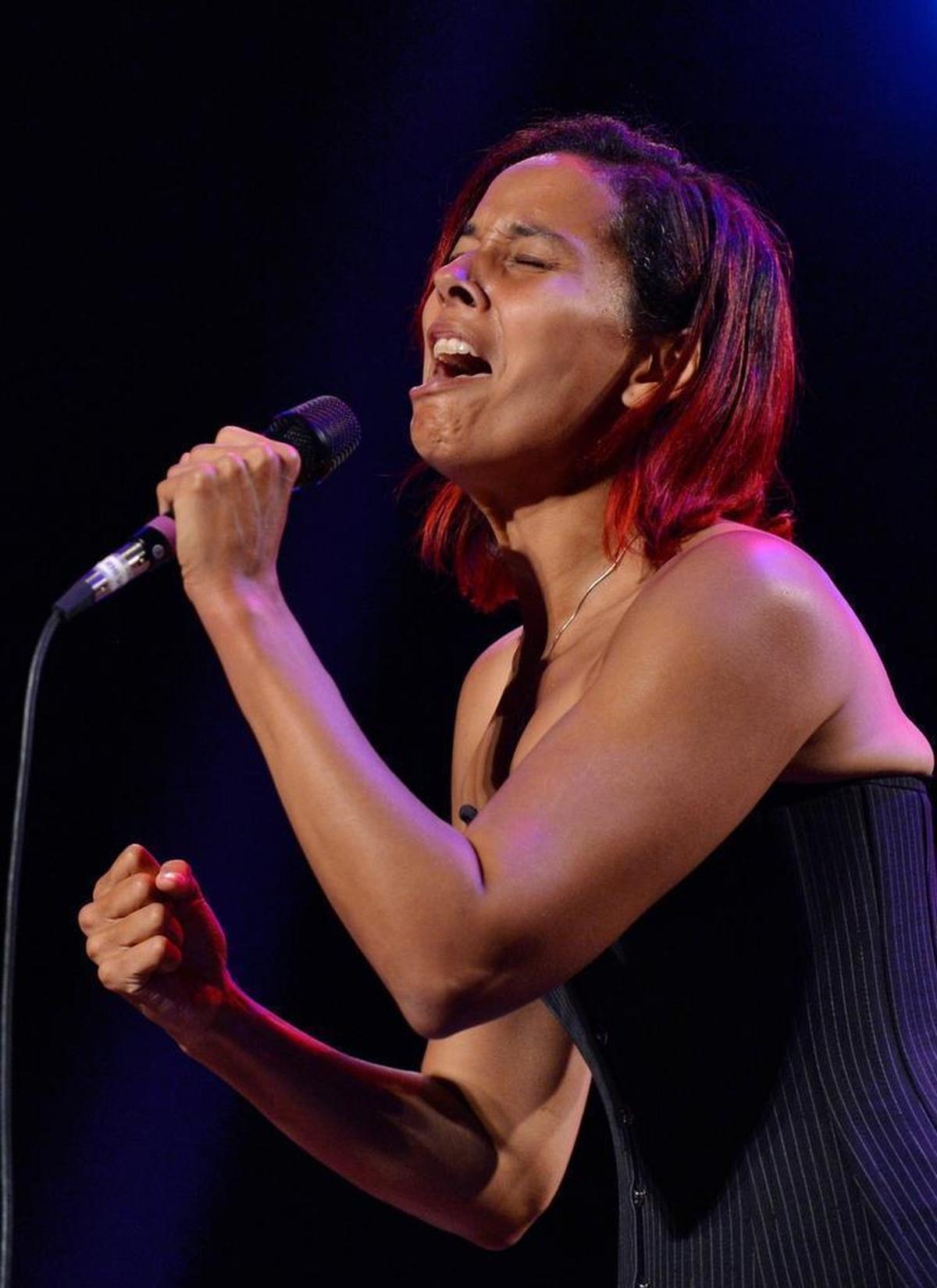 Rhiannon Giddens in concert at the N.C. Museum of Art in Raleigh, Wednesday night, Aug. 9, 2017.