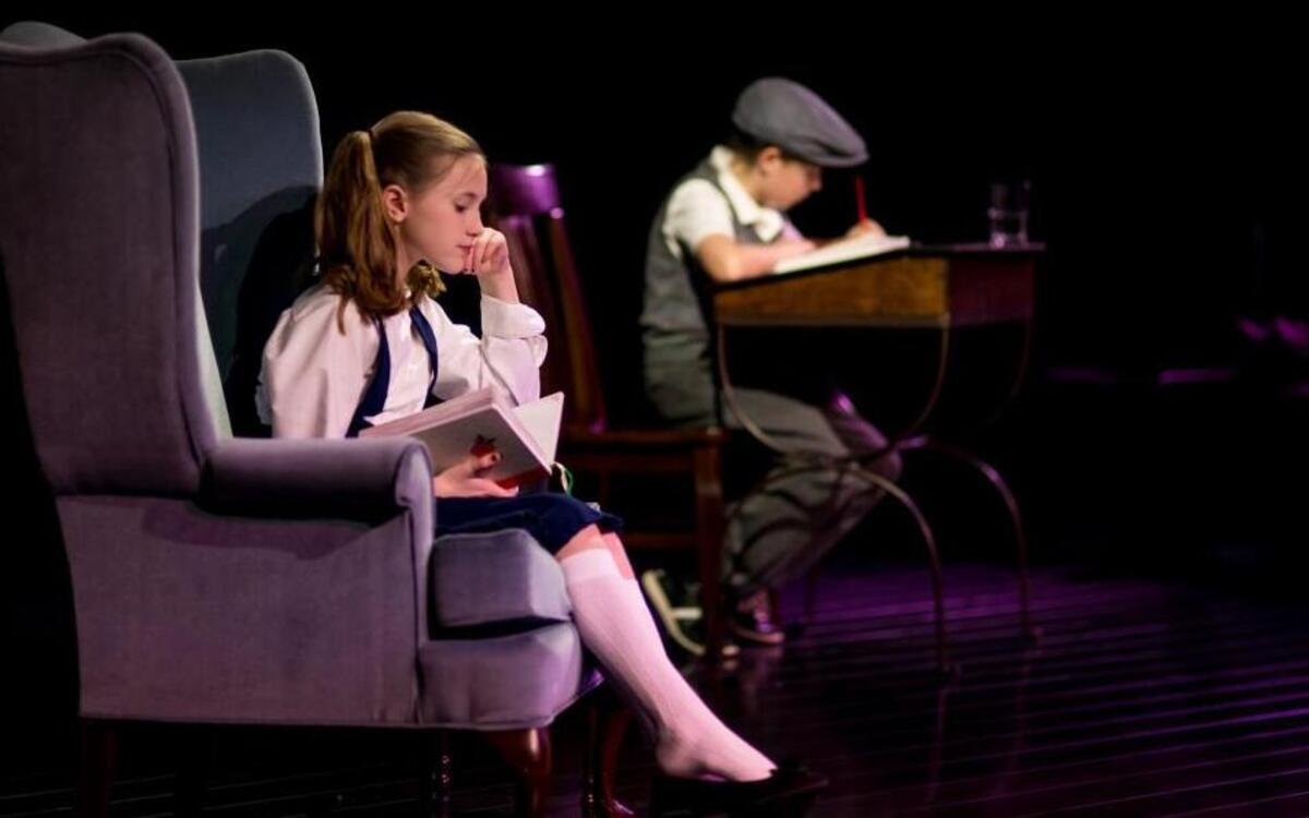 From left, Audrey Taylor and Damien Tomczyk in Bare Theatre’s “Love Letters.”