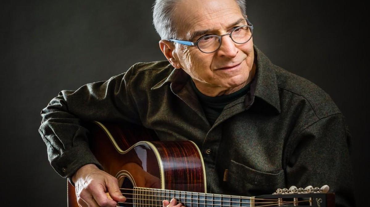 
On Saturday, Happy Traum, 78, will be at the Carrboro ArtsCenter, for a fingerstyle guitar workshop, followed by a concert/slide show reminiscence of the Greenwich Village days he shared with Bob Dylan, John Sebastian, Dave Van Ronk, and others who changed music and civil rights.
