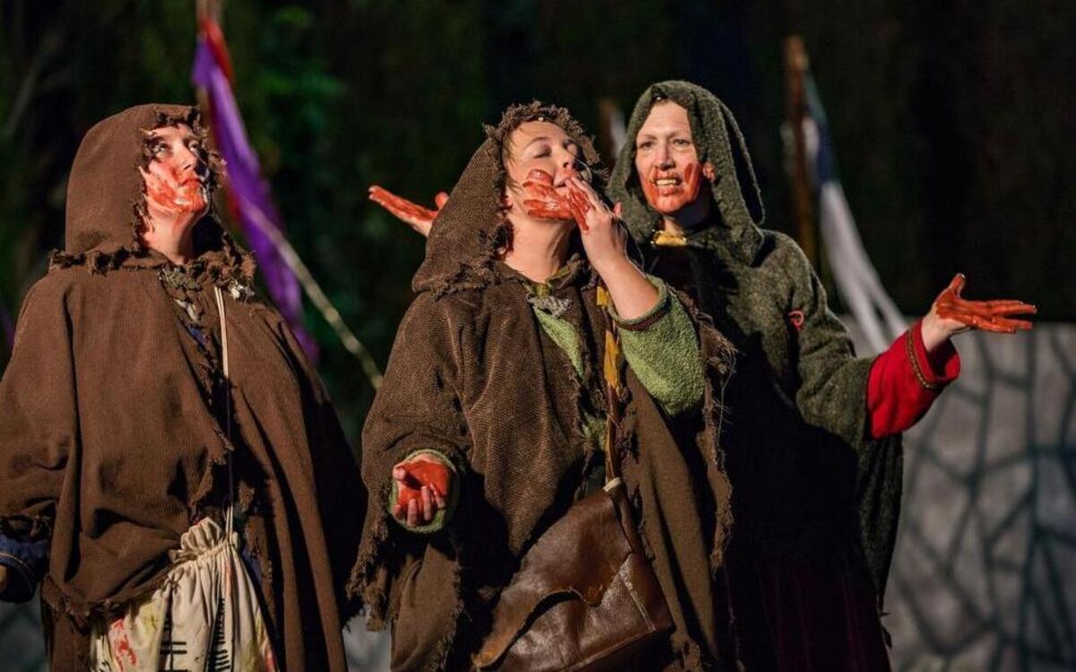 
From left, Arin Dickson, Kacey Reynolds Schedler and Lucinda Gainey in Bare Theatre’s production of “Macbeth.”
