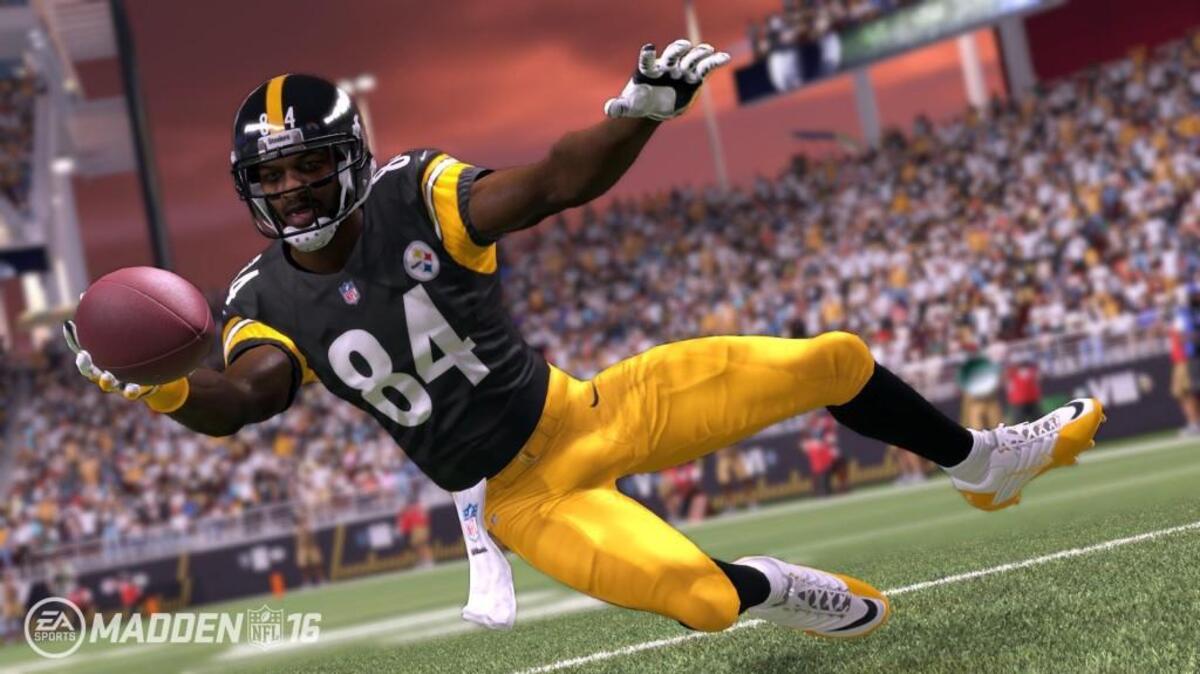 
In “Madden NFL 16,” the focus of gameplay changes to the passing game and requires both a sharp mind and quick fingers. 
