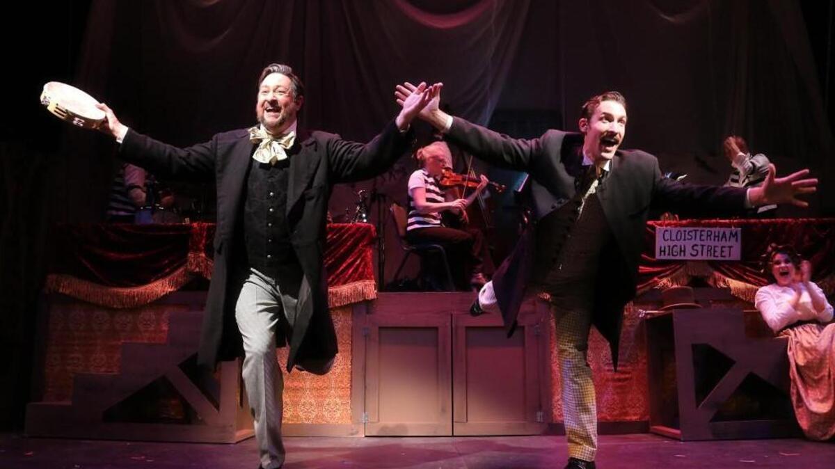 For the revised version of the 1985 Broadway musical, “The Mystery of Edwin Drood,” its Tony-winning composer and scriptwriter, Rupert Holmes, worked with Theatre Raleigh to scale the show down to 90 minutes.