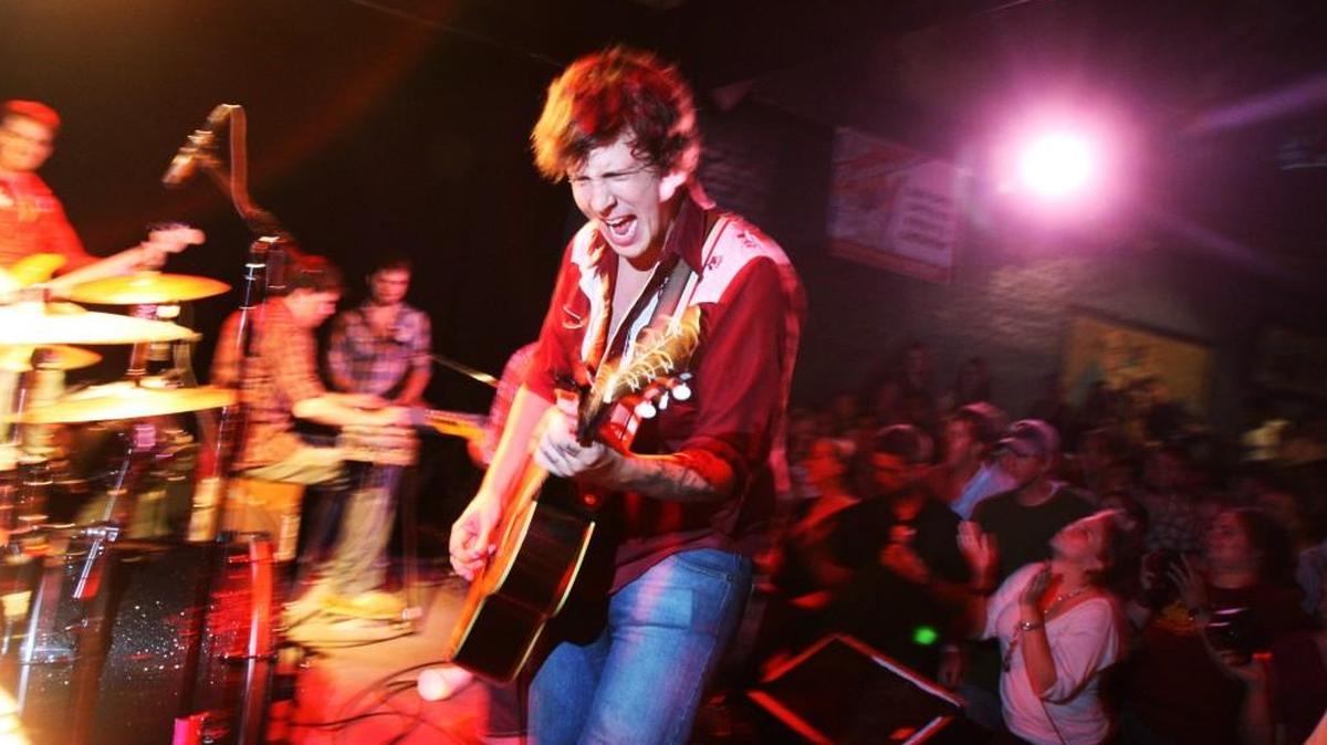 American Aquarium frontman B.J. Barham, pictured in 2010, has a new lineup in his band.