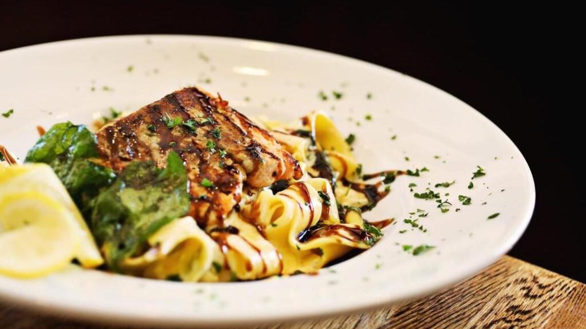 Dining review: Paolo’s on 54 revamps longtime Italian restaurant, but keeps the classics