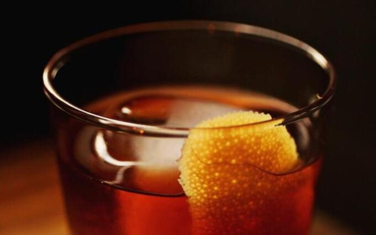 The Rooster & The Pearl from Gallo Pelón Mezcaleria is made up of Del Maguey Vida Mezcal, Cynar, Amontillado Sherry, Turbinado Sugar, Peychaud's Bitters and Grapefruit Oil.