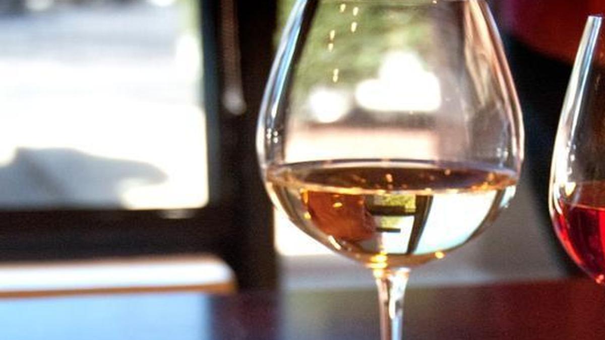 The owners of Bella Monica, a popular Italian restaurant in Raleigh, have expanded into Cary with their new restaurant, Stellino’s Italiano. The restaurant is in Parkside Town Commons and features similar menu items.