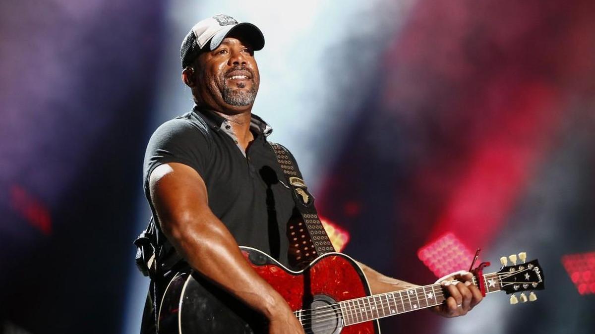 Darius Rucker will reunite with Hootie & The Blowfish at Coastal Credit Union Music Park at Walnut Creek.