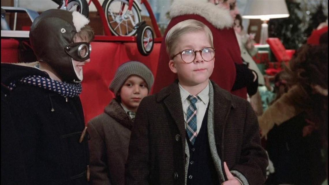 Little Ralphie tries to convince his parents in the 1940s to get him a Red Ryder range-model BB gun for Christmas.