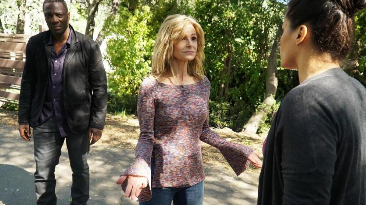 (L-R): Adewale Akinnuoye-Agbaje, Kyra Sedgwick and Marisol Ramirez in ABC’s “Ten Days in the Valley.”