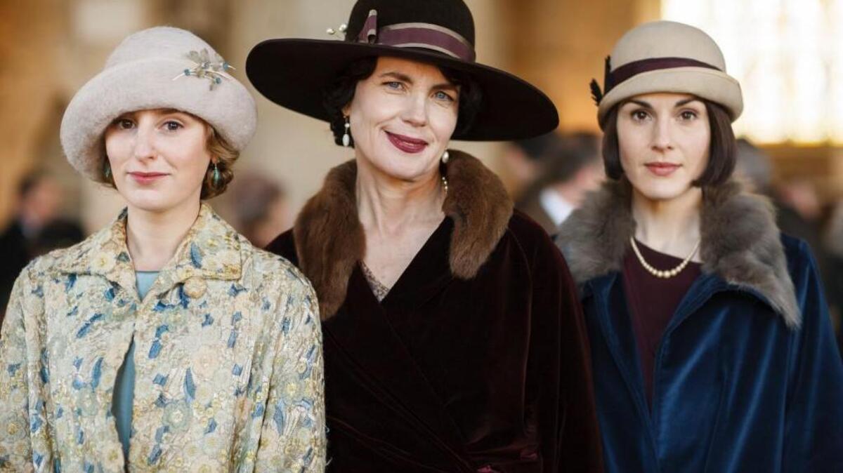 (L-R): Laura Carmichael as Lady Edith Crawley, Elizabeth Mcgovern as Cora, Countess of Grantham and Michelle Dockery as Lady Mary Crawley in “Downton Abbey.”