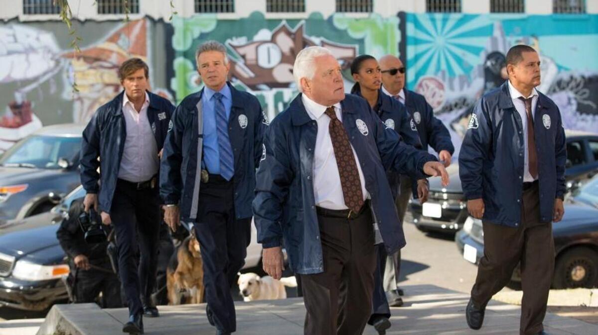 In the “Major Crimes” season finale, the threads of seven murders are tied together, and the field of suspects is narrowed to three.