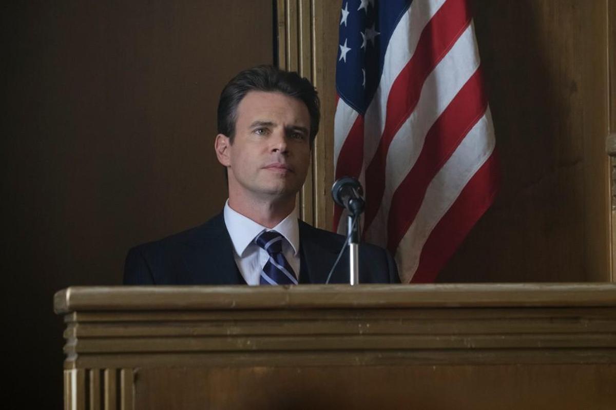 Scott Foley as Jeffrey MacDonald in the Investigation Discovery ID movie “Final Vision.” In this scene, MacDonald takes the stand to testify at his murder trial.