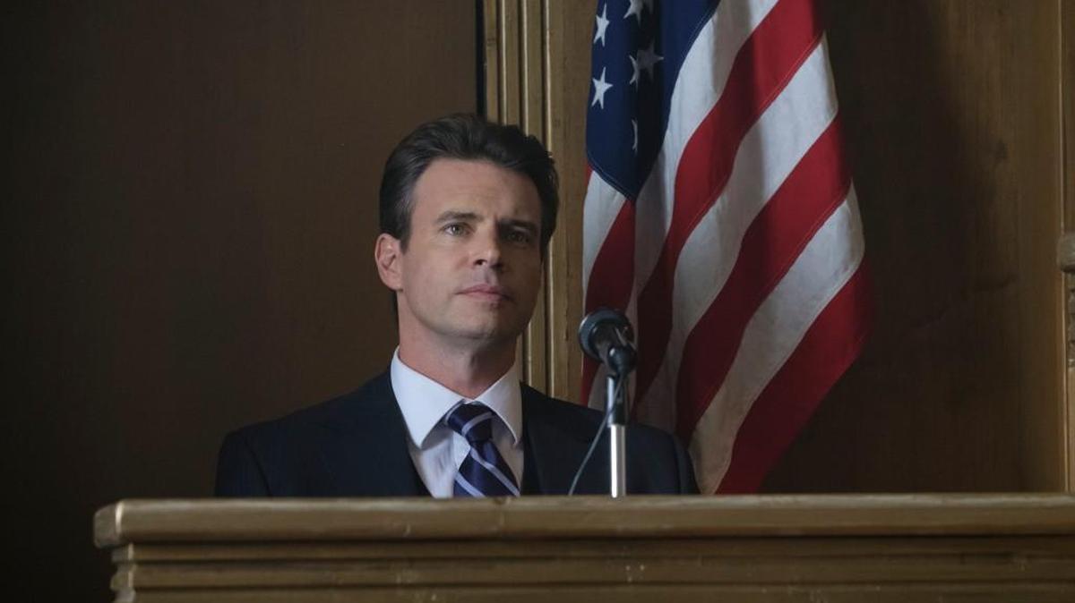 Scott Foley as Jeffrey MacDonald in the Investigation Discovery ID movie “Final Vision.” In this scene, MacDonald takes the stand to testify at his murder trial.