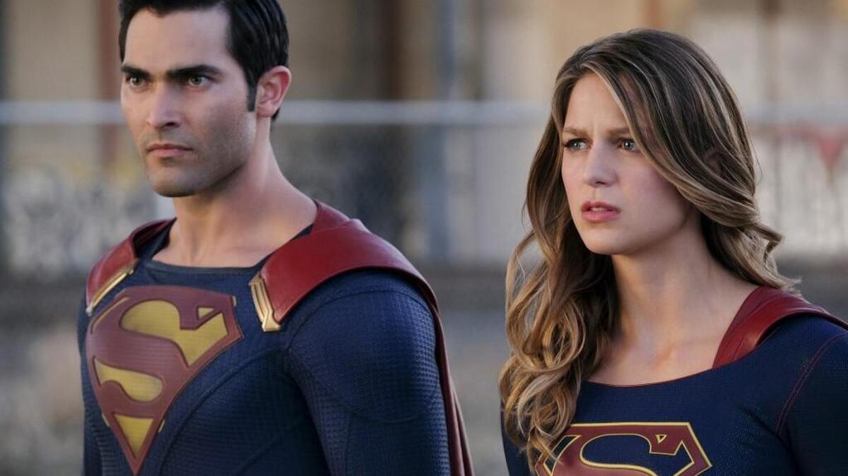 Tyler Hoechlin, left, as Clark/Superman and Melissa Benoist Kara/Supergirl in The CW’s “Supergirl.”
