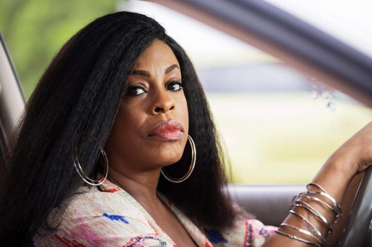 Niecy Nash as Desna in TNT’s “CLAWS.”