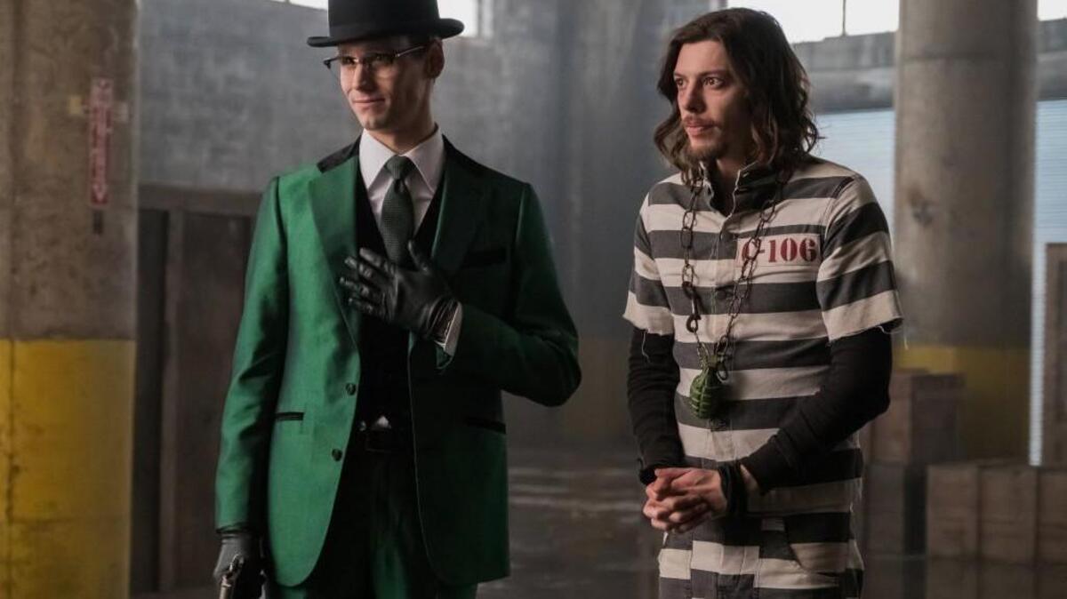 Cory Michael Smith, left, as The Riddler, and Benedict Samuel as The Mad Hatter in the season finale of “Gotham” on Fox.