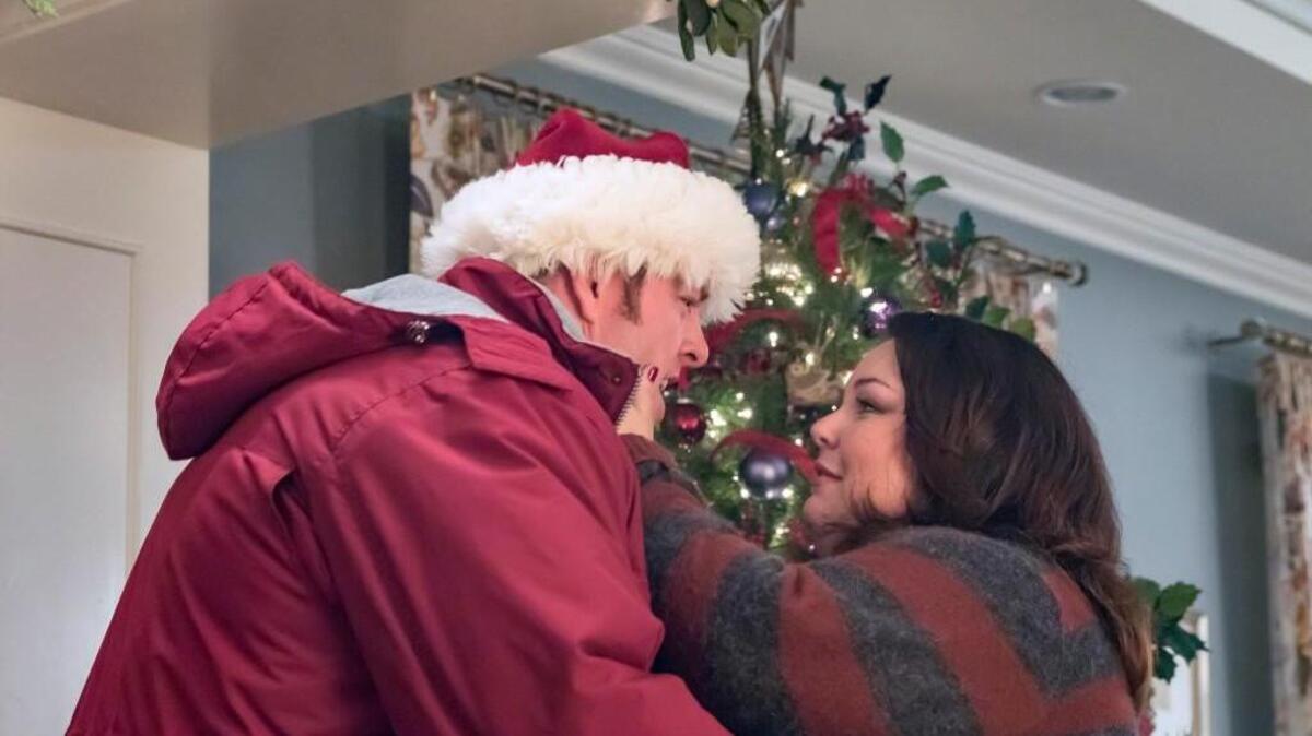 Chris Sullivan, left, as Toby, and Chrissy Metz as Kate in “This is Us.”