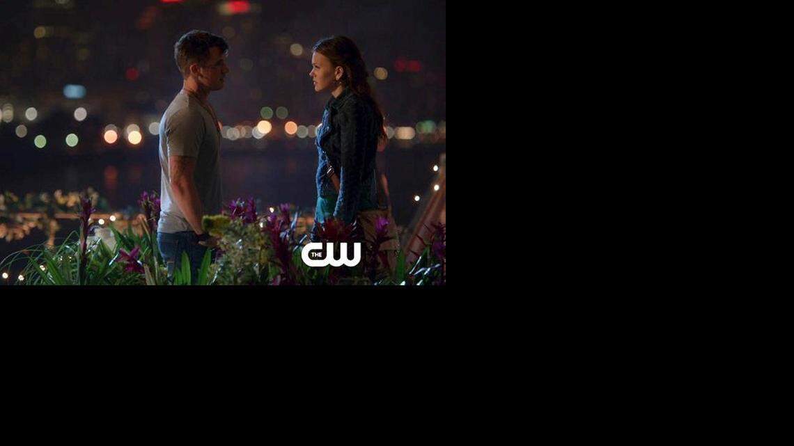  Matt Lanter as Roman and Aimee Teegarden as Emery in “Star Crossed” on The CW.
