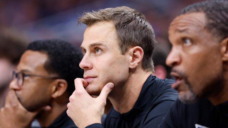 As sixth-grader, Duke coach Jon Scheyer took on the kind of challenge that now defines him