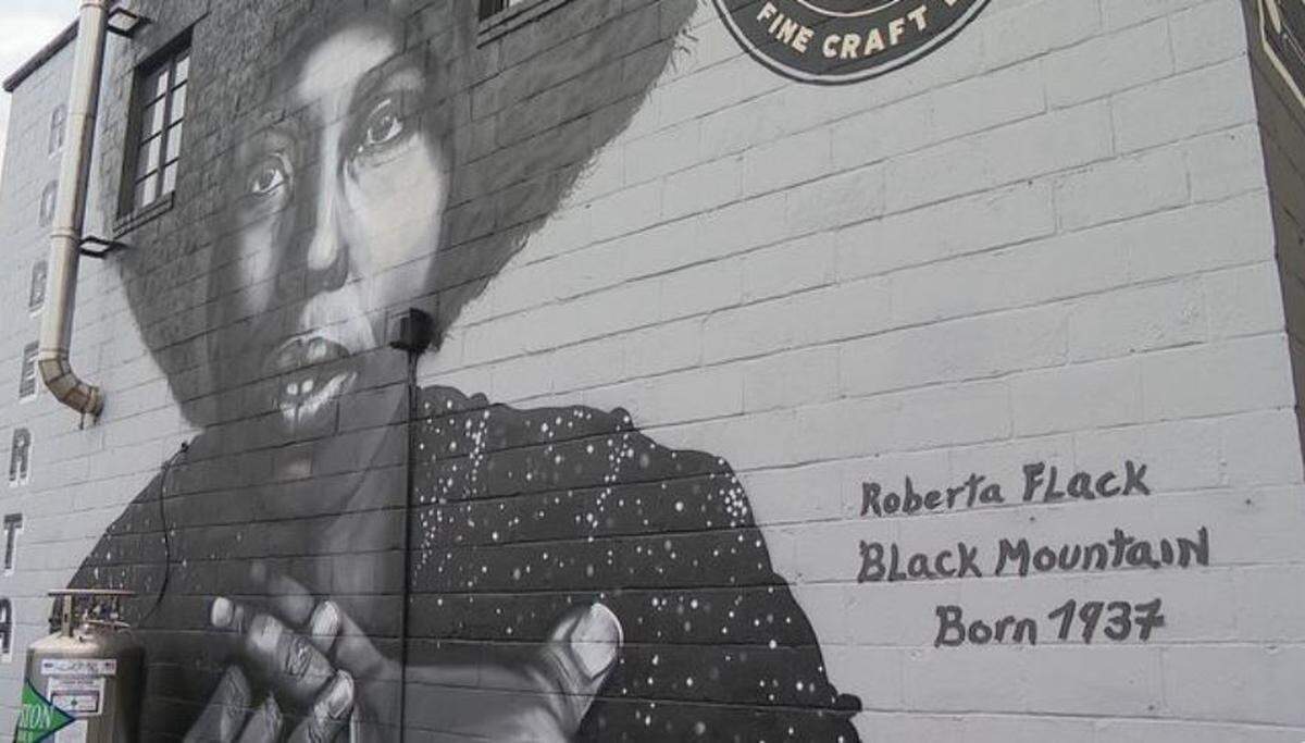 Roberta Flack Mural in her hometown-Black Mountain, NC (Photo: WLOS 13)