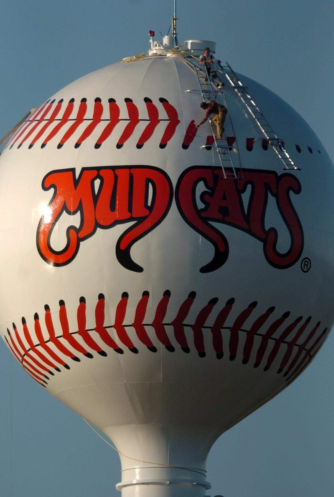 Carolina Mudcats alternate logo on a water tower in Zebulon, N.C. The D and C are based off Harrod’s catfish logo.