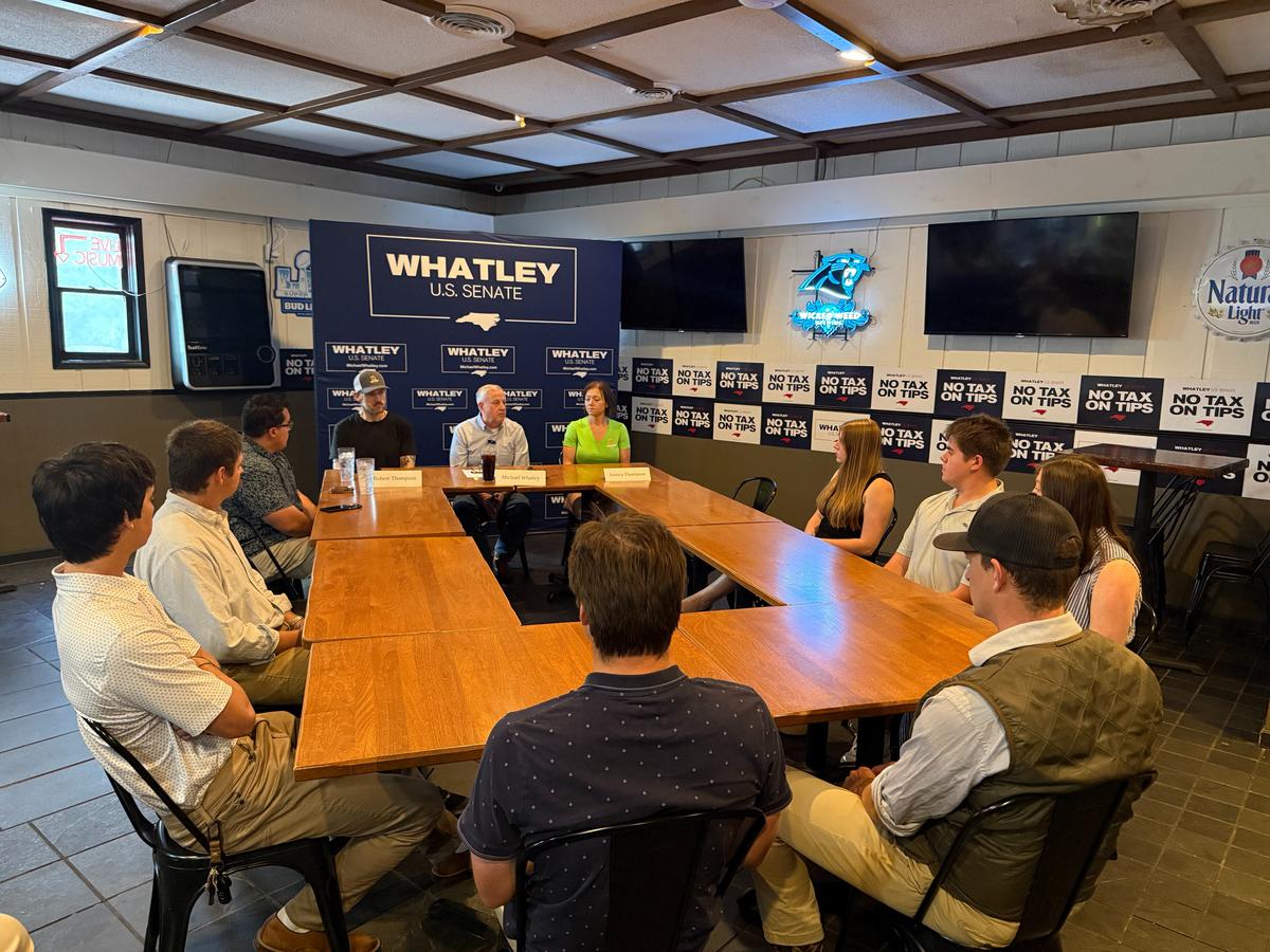 Michael Whatley holds a roundtable for service workers at Smash Masters in Zebulon, North Carolina on Wednesday, June 3, 2026.