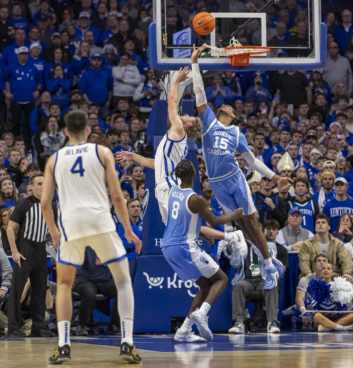 North Carolina forward Jarin Stevenson (15) defends Kentucky guard Collin Chandler (5) on the Wildcats’ final possession of the game with four second to play on Tuesday, December 2, 2025 at Rupp Arena in Lexington, Ky.