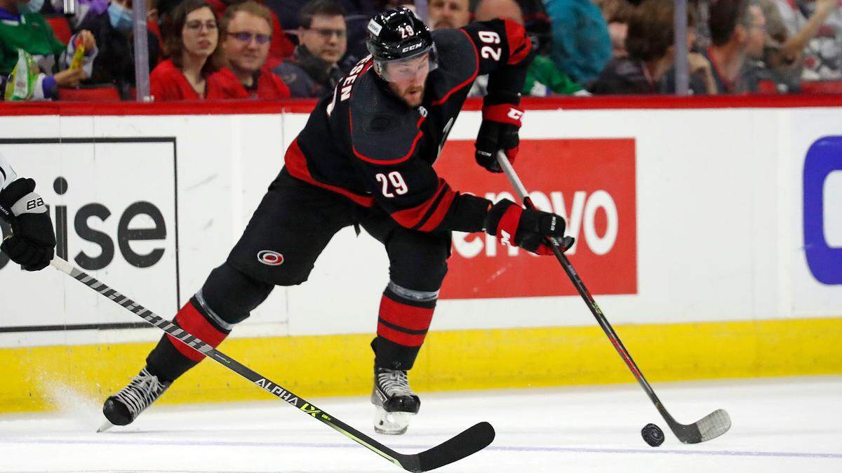 Carolina Hurricanes’ Stefan Noesen (29) skates with the puck against the against the Los Angeles Kings during the second period of an NHL hockey game in Raleigh, N.C., Saturday, Dec. 18, 2021. (AP Photo/Karl B DeBlaker)