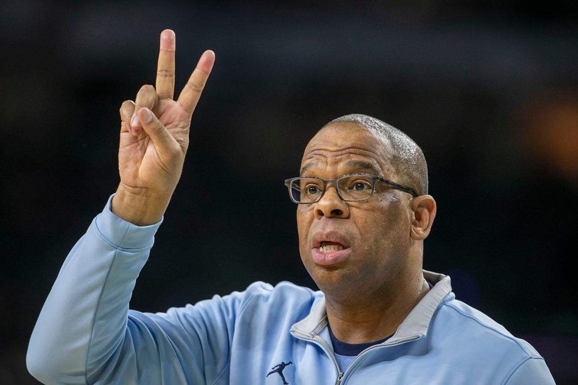 North Carolina coach Hubert Davis calls an offensive set in the first half against Duke during the NCAA Final Four semi-final on Saturday, April 2, 2022 at Caesars Superdome in New Orleans, La.