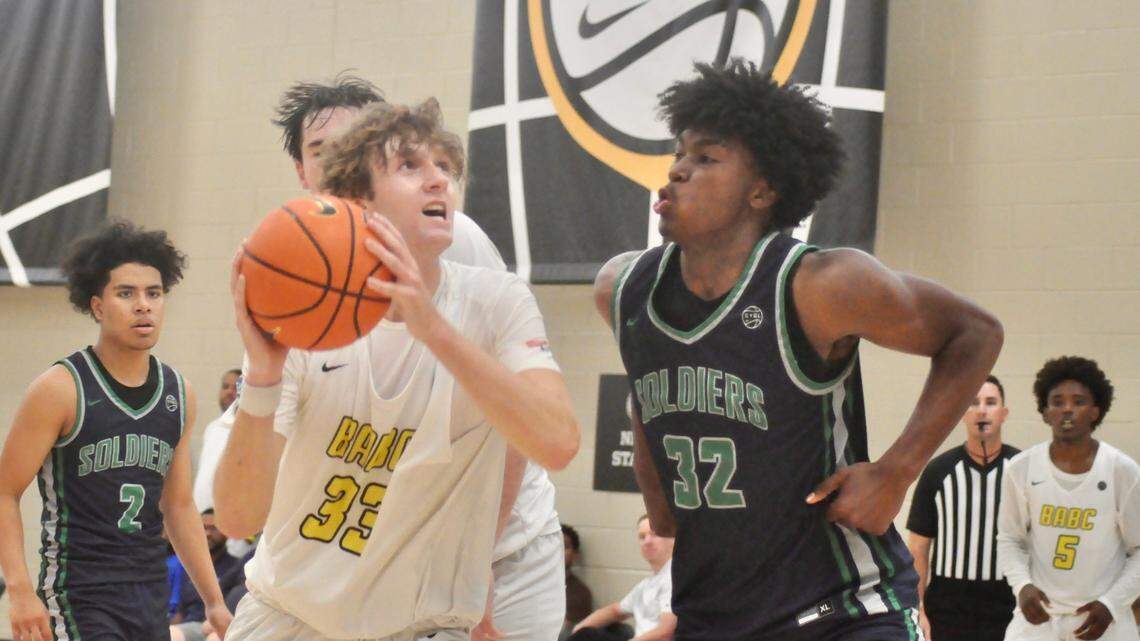 BABC forward T.J. Powers (33), a recruiting target for both UNC and Duke, prepares to shoot over an Oakland Soldiers player at Peach Jam, Nike’s Elite Youth Basketball League (EYBL) showcase, in North Augusta, S.C. on Saturday, July 23.