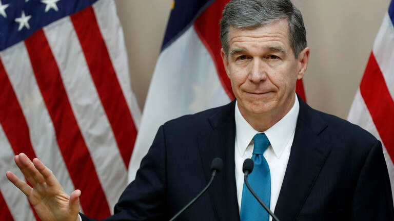 Don’t punish ECU for canceling Hurricane Florence game, NC governor says