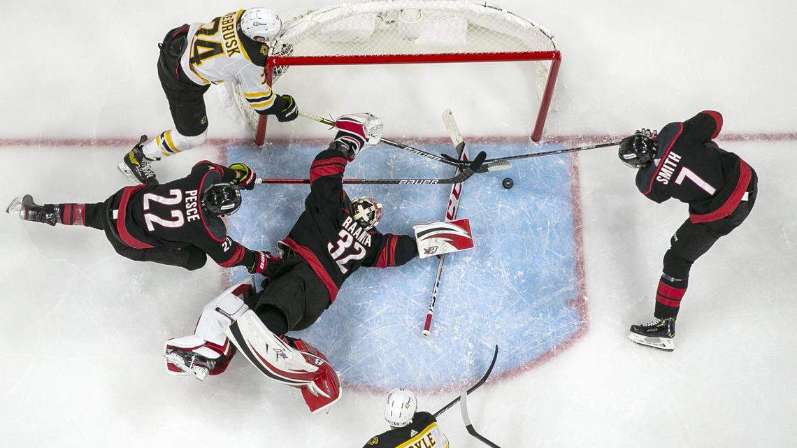 Worth the wait: Antti Raanta makes statement in Hurricanes Stanley Cup Playoff debut