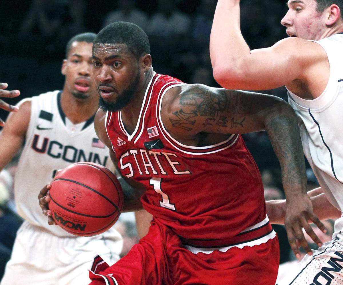N.C. State’s Richard Howell (1) works his way to the basket during the Wolfpack’s 69-65 victory over Connecticut in the Jimmy V Classic at Madison Square Garden in New York City Tuesday, December 4, 2012.
