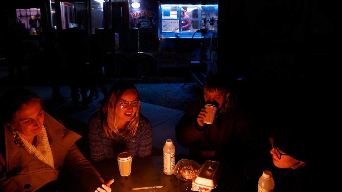Food trucks offer hot food for Moore County NC residents in midst of outages