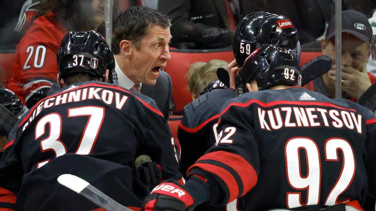 Carolina head coach Rod Brind’Amour talks to his team during a timeout late in the third period of the Hurricanes’ 5-3 victory over the Islanders in the first round of the Stanley Cup playoffs at PNC Arena in Raleigh, N.C., Monday, April 22, 2024.