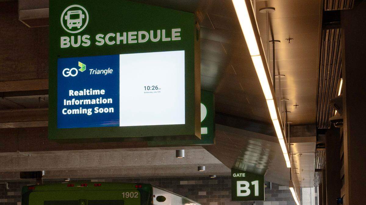 Bus arrival information will be displayed on digital signage at GoTriangle’s new Raleigh Union Bus Station Facility. A “Realtime information board” offers accessible, up-to-date information in English and Spanish.