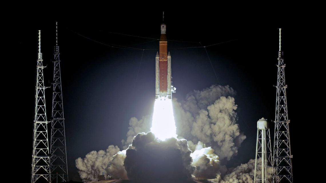 You can watch SpaceX rockets launch from Hilton Head SC beaches soon. Here’s when and where