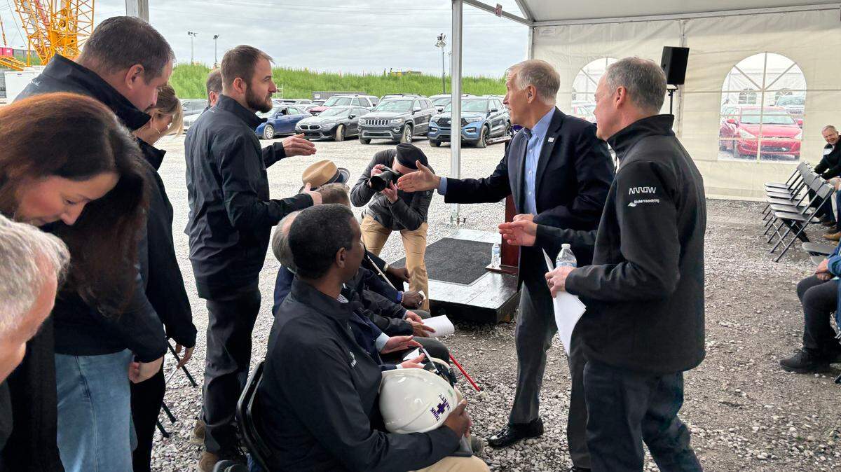 U.S. Senator Thom Tillis and Wolfspeed CEO Gregg Lowe spoke March 26, 2024 at the Durham semicondcutor company’s incoming Chatham County facility.
