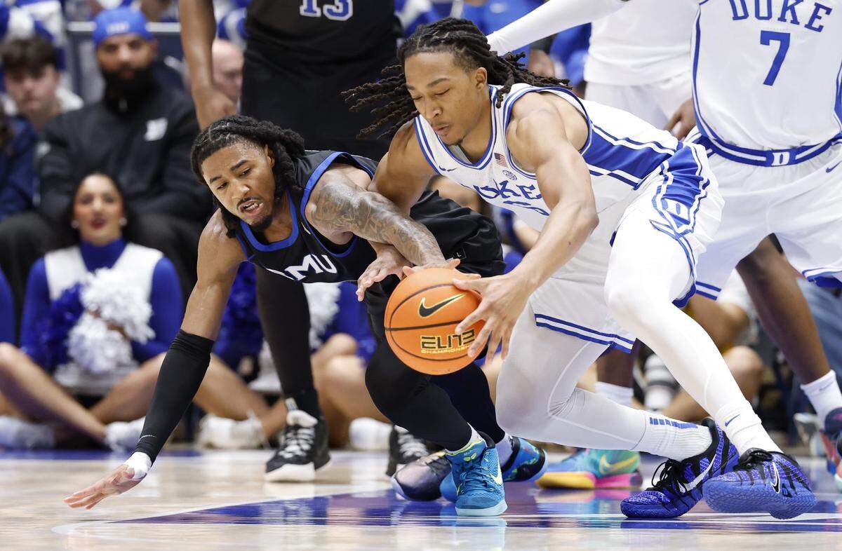 Duke’s Maliq Brown (6) steals the ball from SMU’s B.J. Edwards (0) during the second half of Duke’s 82-75 victory over SMU at Cameron Indoor Stadium in Durham, N.C., Saturday, Jan. 10, 2026.