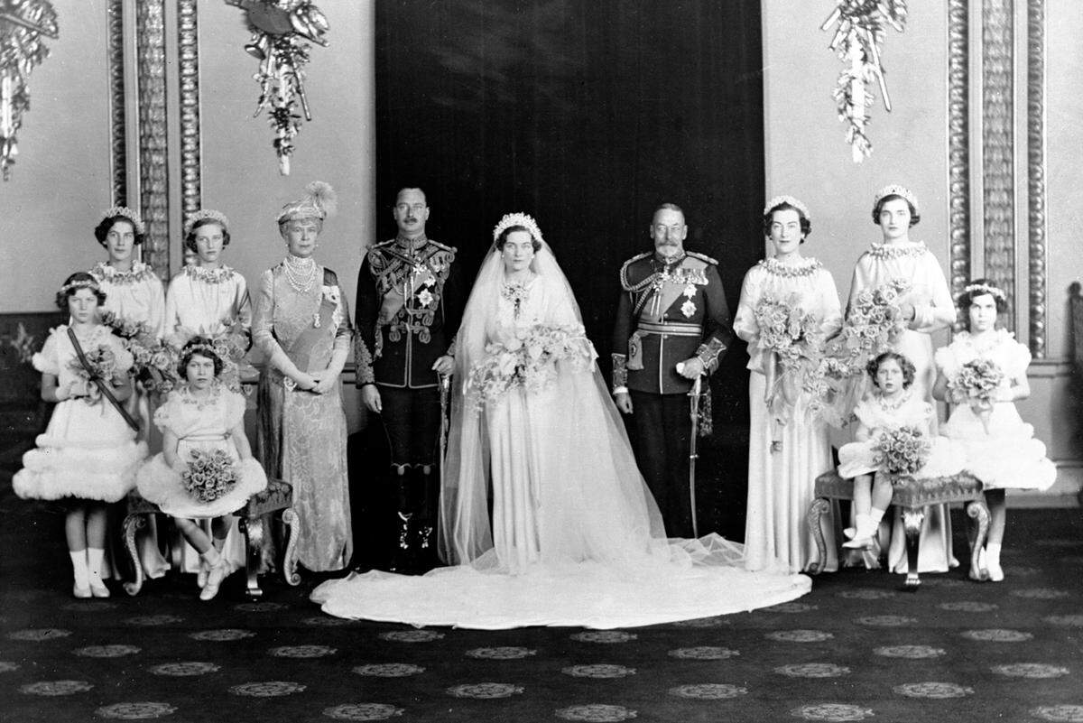 Britain’s Duke and Duchess of Gloucester, Princess Alice, are seen on their wedding day at Buckingham Palace, London, Nov. 6, 1935. From left to right back row, Miss Calre Phipps, Lady Elizabeth Scott, Queen Mary, the bridegroom, the bride, King George V, Lady Angela Scott and Miss Moyra Scott. Front row, Lady Mary Cambridge, Princess Elizabeth, Princess Margaret Rose and Miss Anne Hawlins.