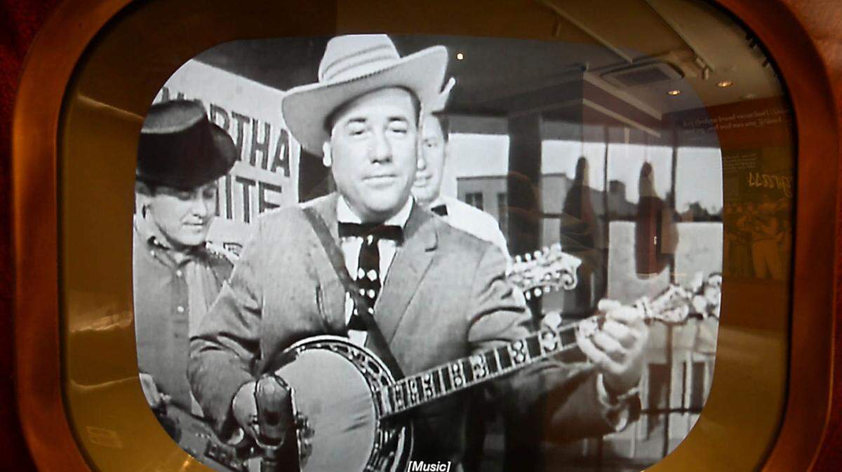 Vintage footage of Earl Scruggs is displayed on an old televisIon at the Earl Scruggs Center in Shelby in 2014.