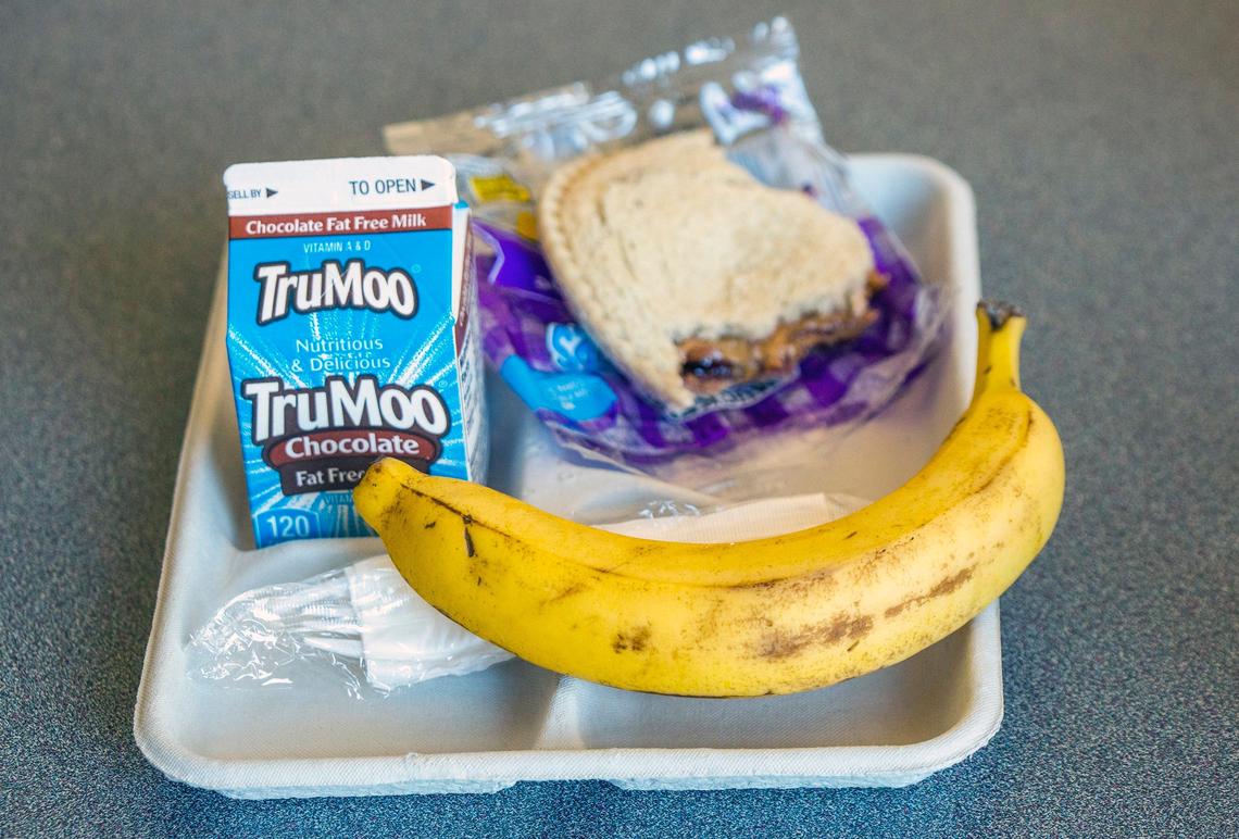 The uneaten food from this lunch will be composted with its fiber tray at Kingswood Elementary School which piloted the ‘Every Tray Counts’ program to transition all Wake County Public School cafeterias from using petroleum-based foam lunch trays to ones that are both made from 100 percent recycled material and are 100 percent compostable. Students shared their thoughts about the switch during lunch on Thursday, Jan. 10, 2018, in Cary, NC.