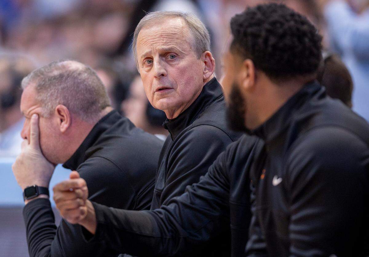Tennessee coach Rick Barnes reacts as North Carolina opens a 50-27 lead in the first half on Wednesday, November 29, 2023 at the Smith Center in Chapel Hill, N.C.