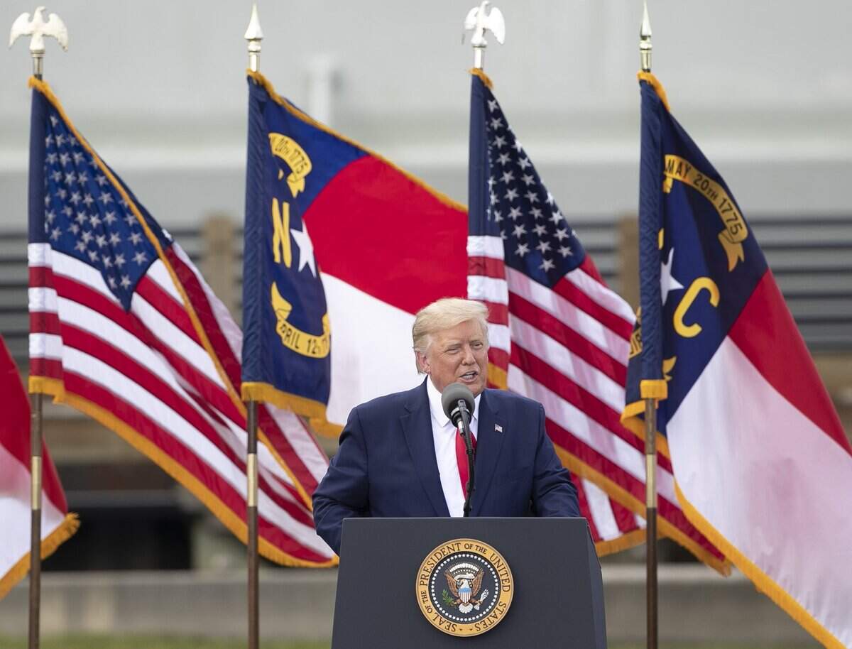 President Donald J. Trump honors veterans at the U.S.S. Battleship North Carolina during a visit to designate Wilmington, N.C. a ñWWII Heritage Cityî on Wednesday, September 2, 2020 in Wilmington, N.C.
