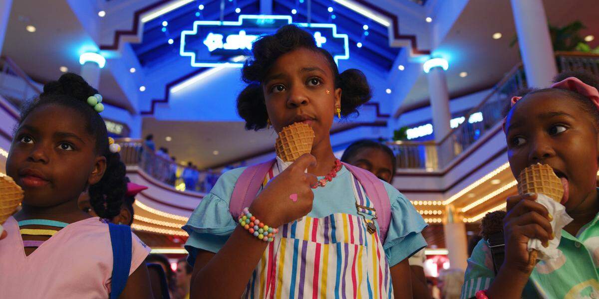 Priah Ferguson, center, in Season 3 of the Netflix series “Stranger Things.”